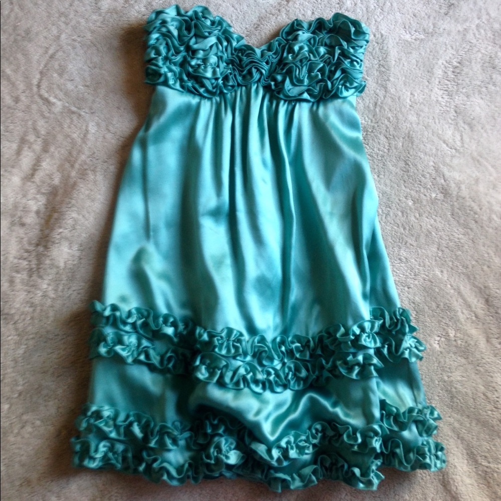 Betsy Johnson Strapless Ruffle Cocktail Dress- 0